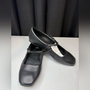 wild fable Black Mary Jane Strap Flats Sz 6 1/2